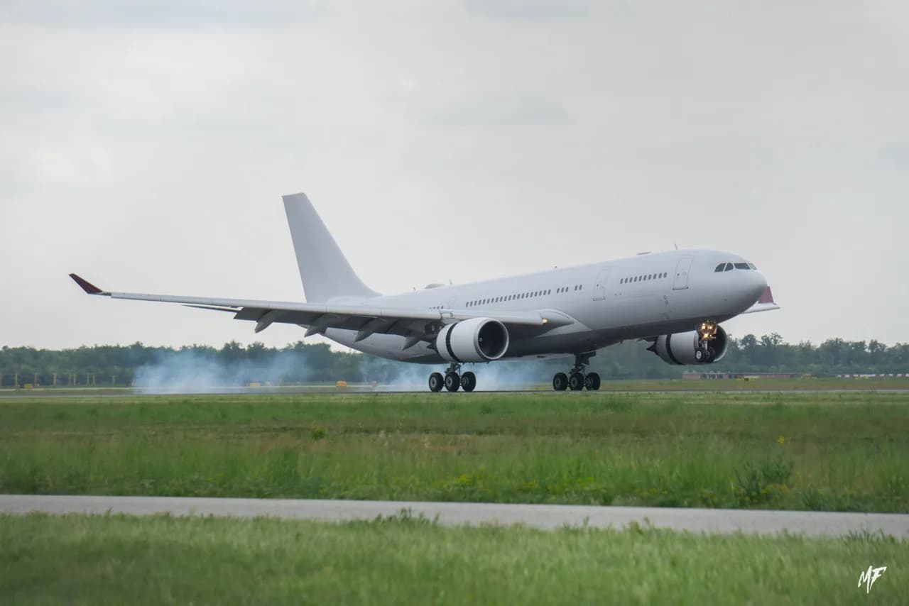 Airplanes — air-19