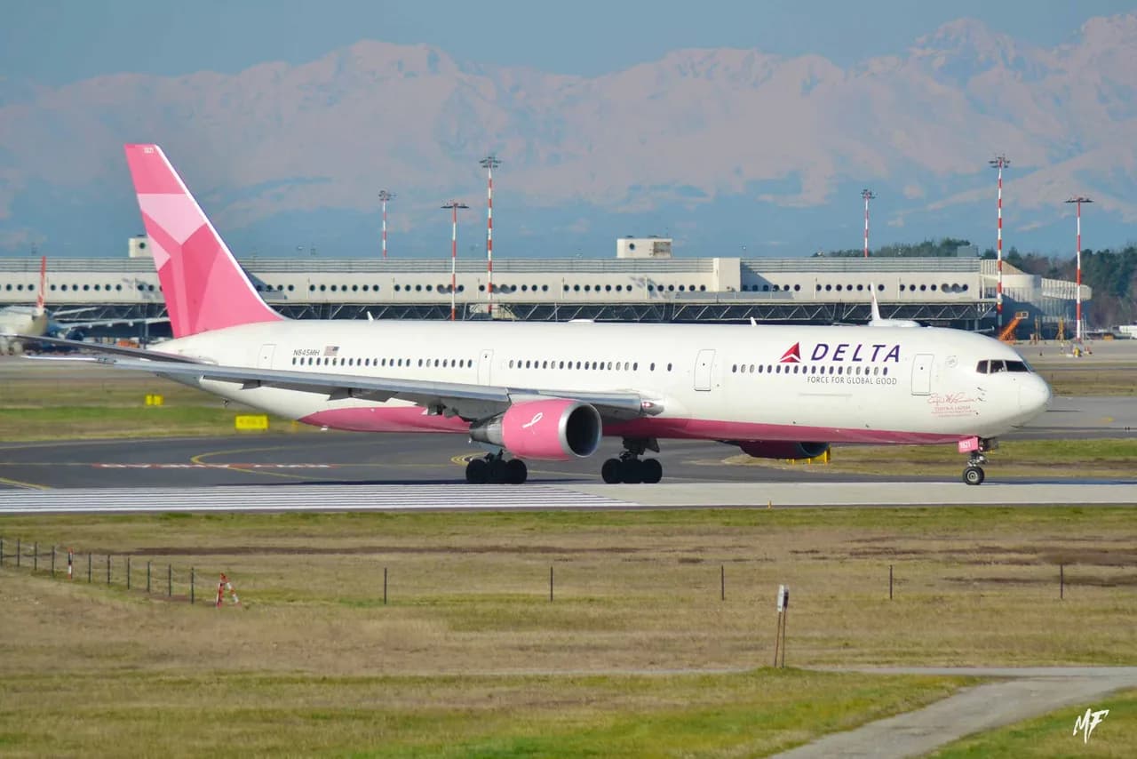 Airplanes — air-2