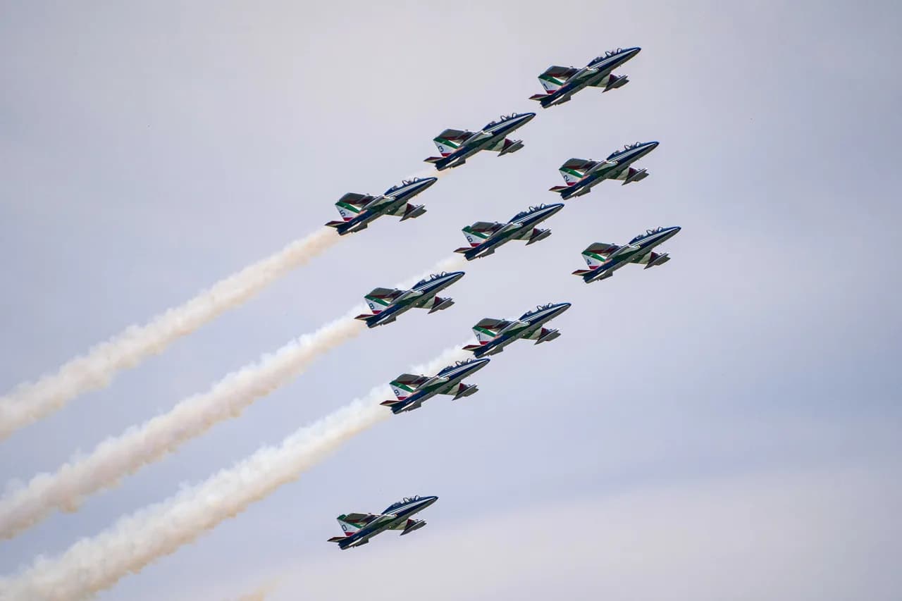 Frecce Tricolori — FT-16